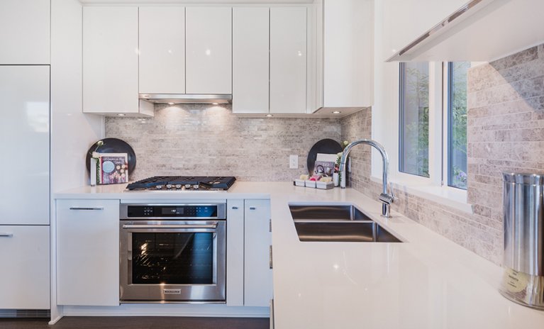 Richmond Condo For Sale